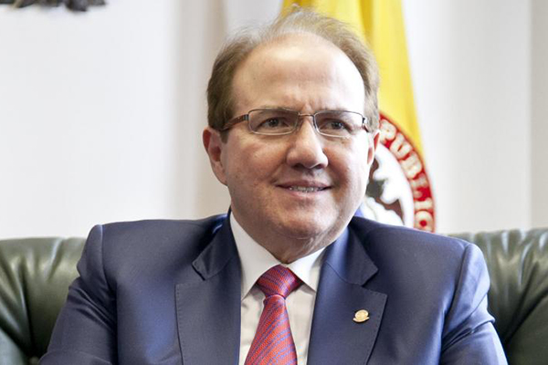 Leonidas bustos