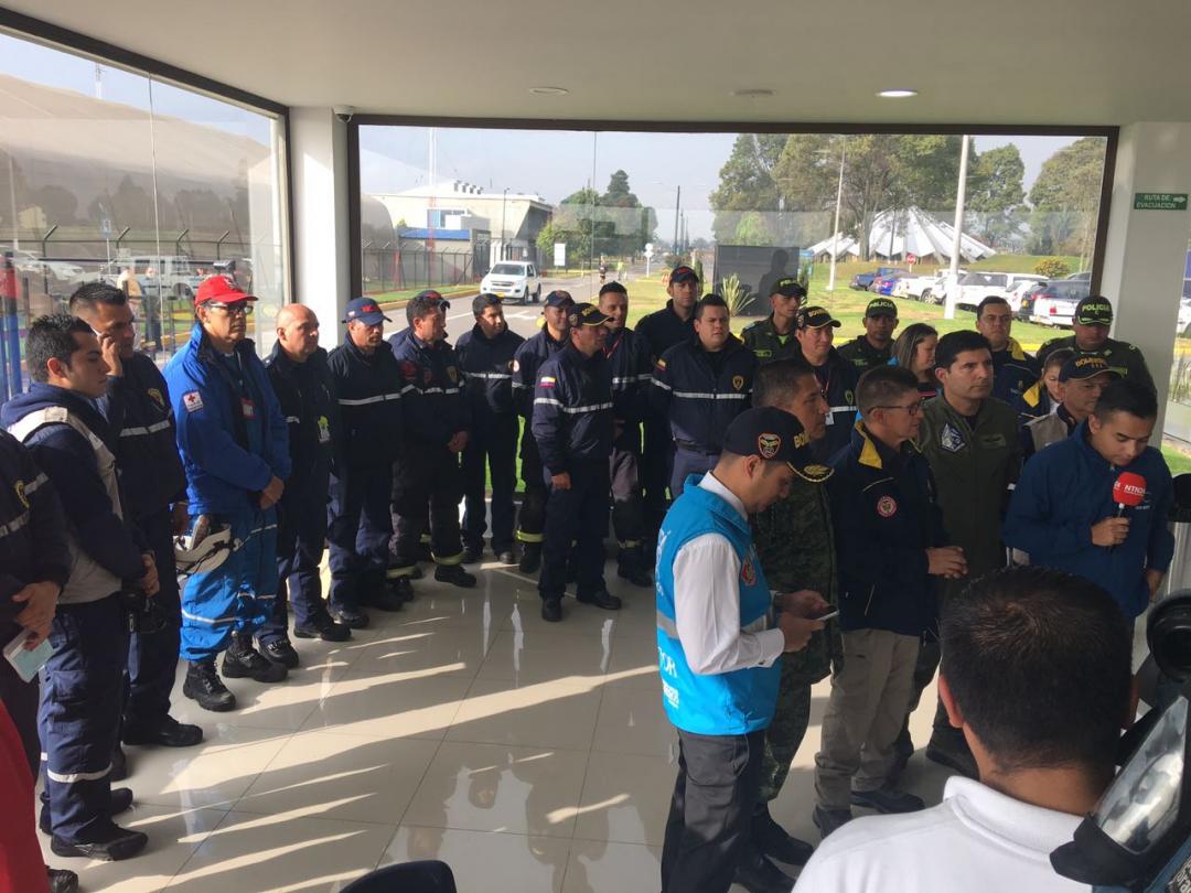 Rescatistas Colombianos Rumbo a México (2)