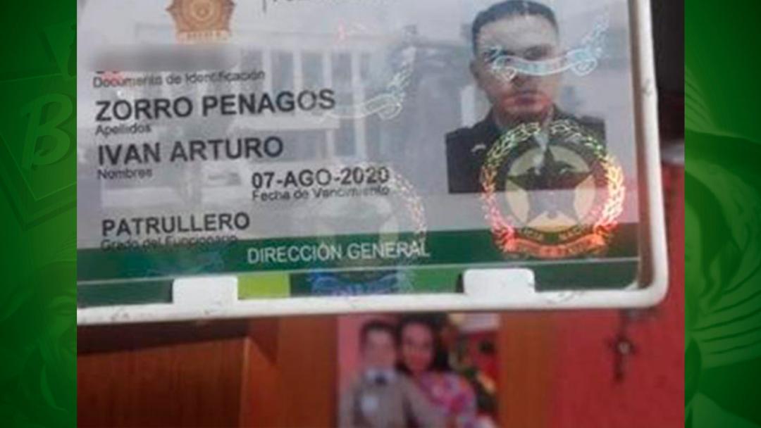 Policia-y-dos-hijos