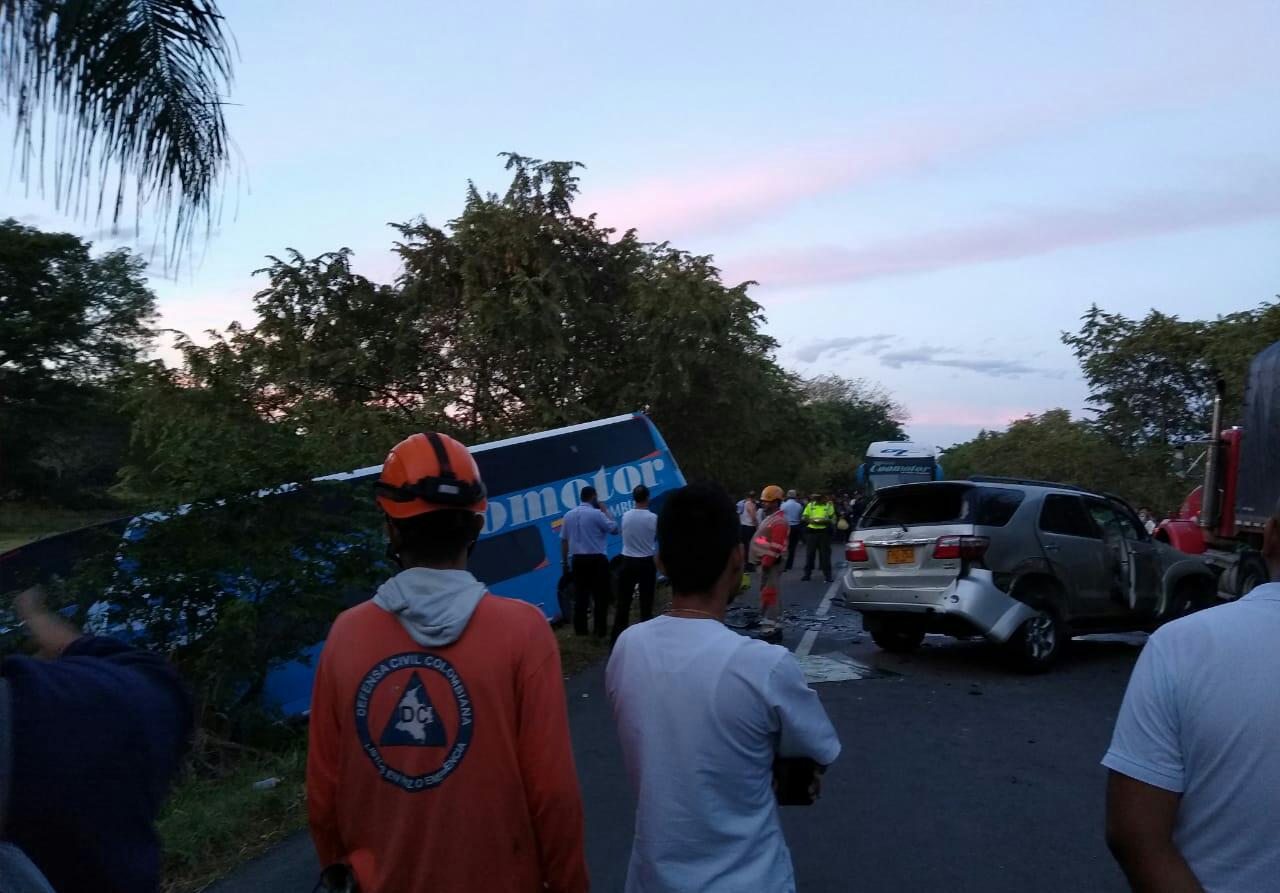 Choque múltiple deja tres muertos y dos heridos en la vía a Saldaña 4