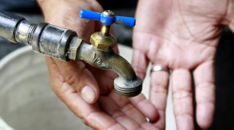Barrio Modelia sufre escasez de agua por más de siete días 1