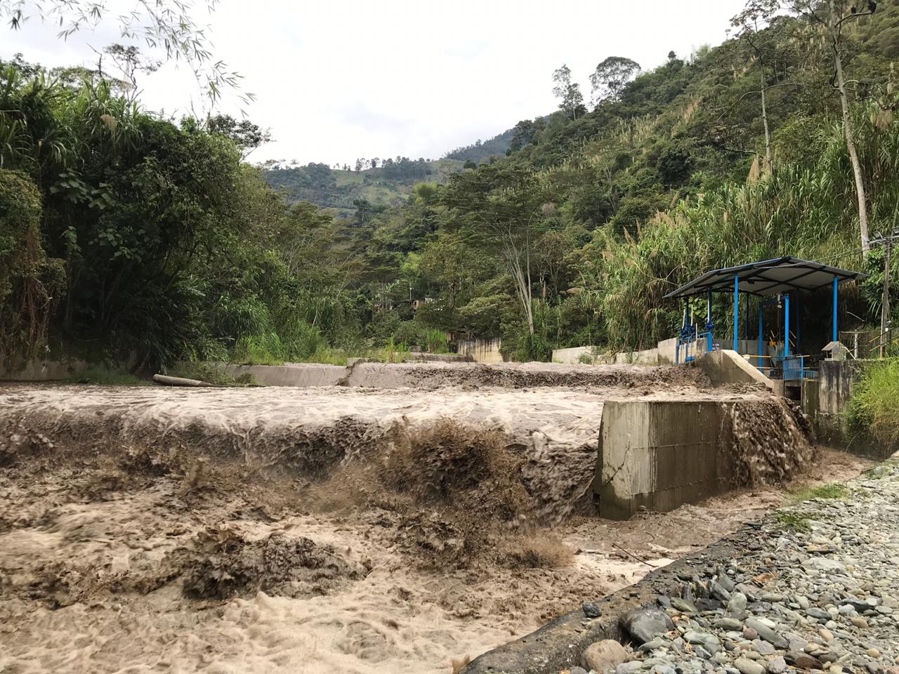 Por turbiedad se suspendió captación en la bocatoma Combeima 4