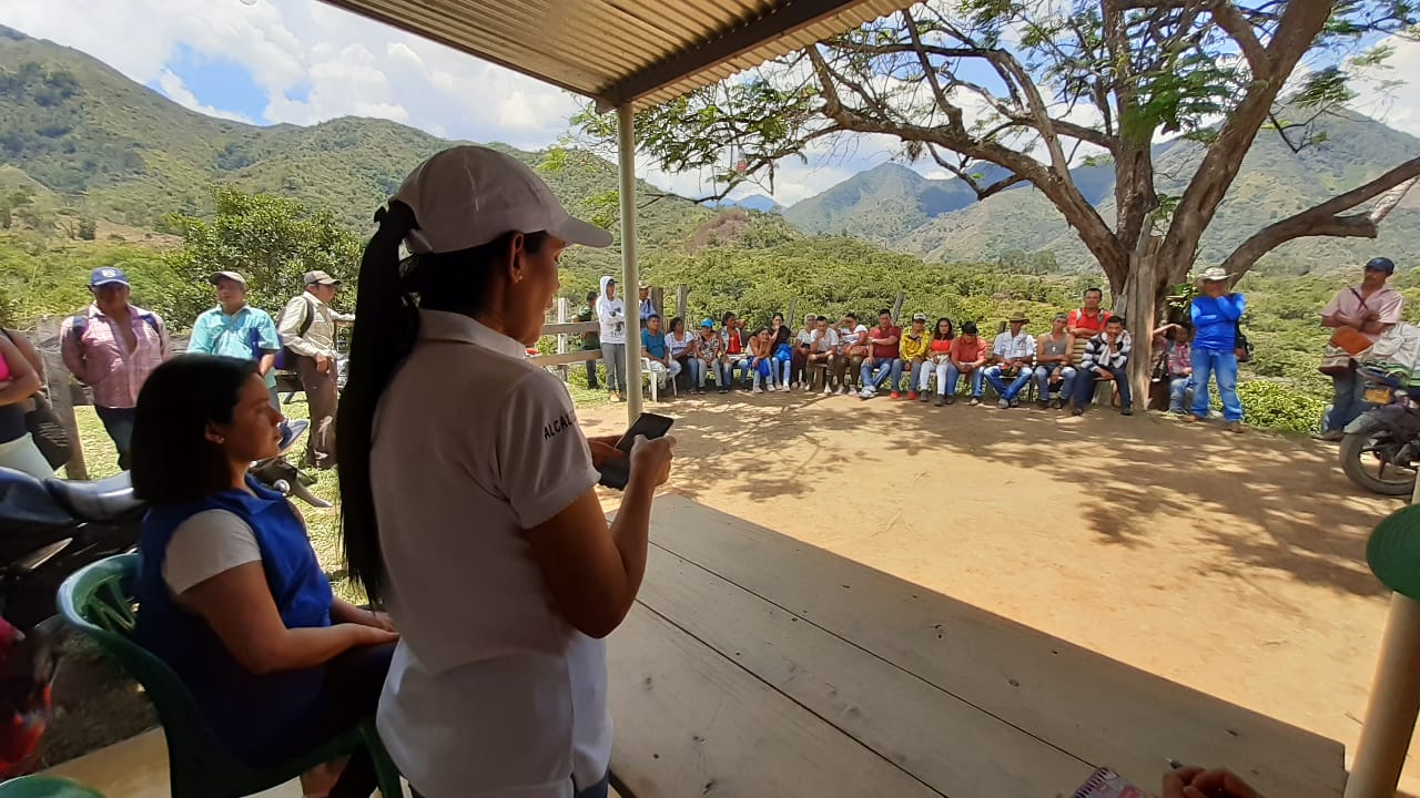 Unidad para las Víctimas entregó materiales para construcción de Institución Educativa en Rioblanco 9