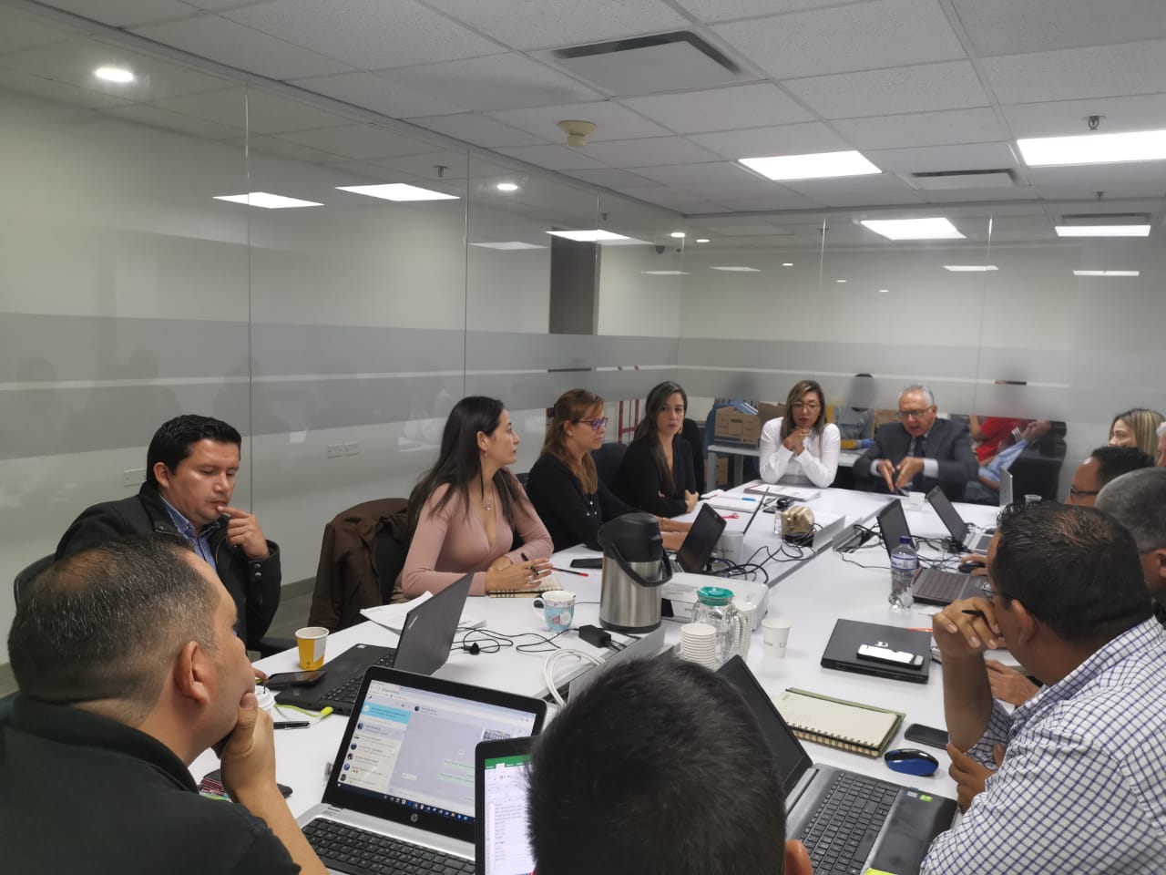 Alcaldía hace seguimiento a proceso de asignación a nuevos contratistas de Jornada Única 1