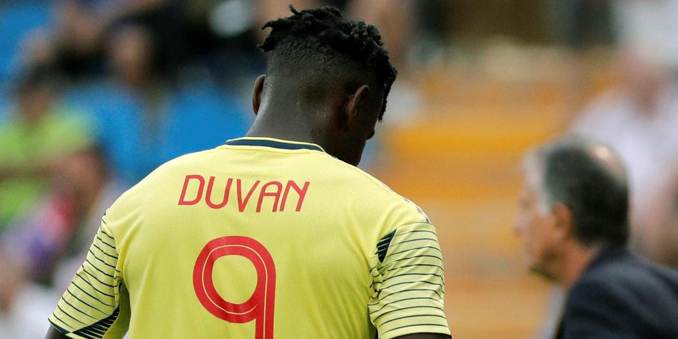 Duván Zapata salió de la concentración con la Selección por lesión 1