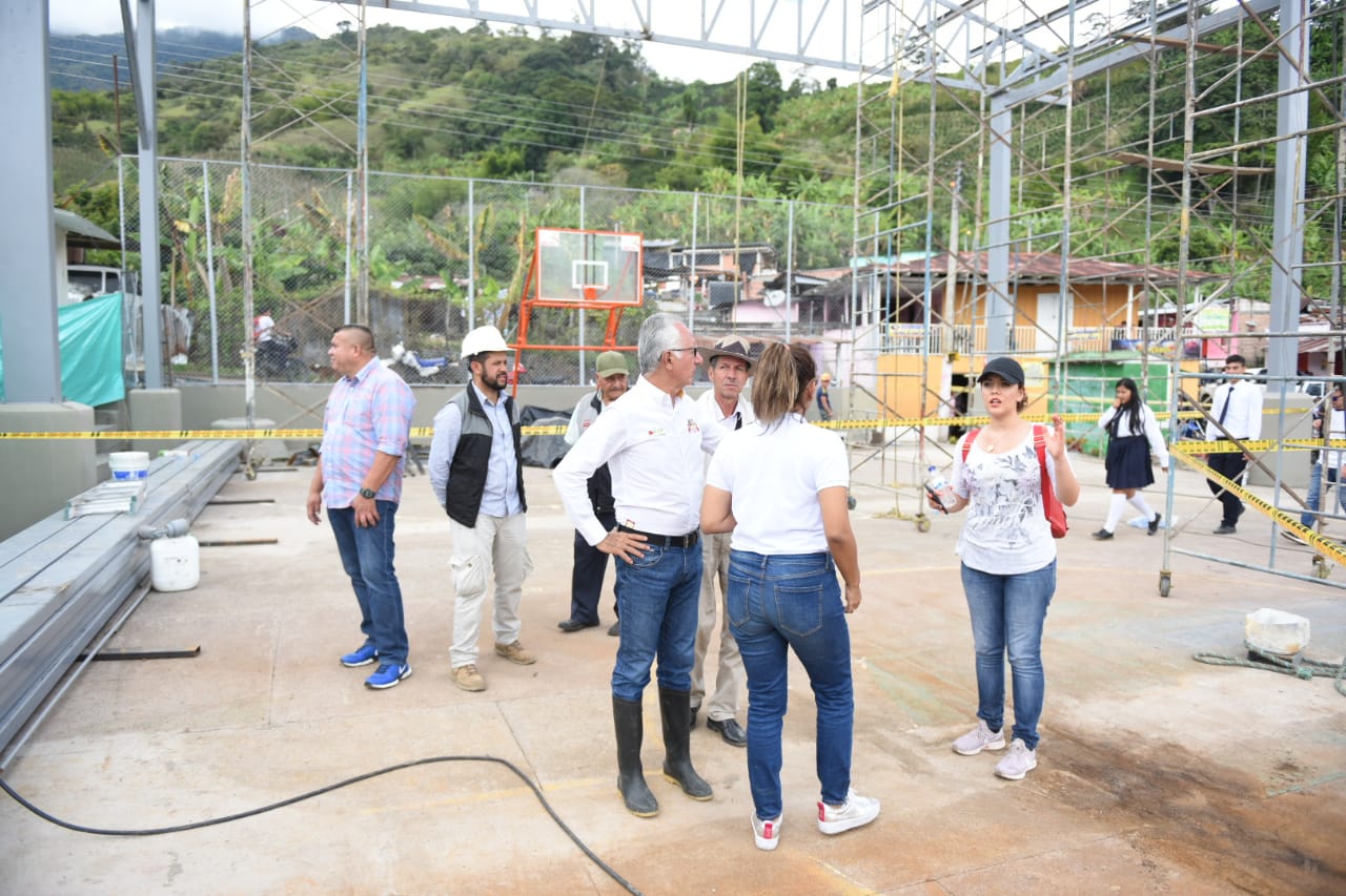 Invierten $843 millones en mejoramiento de infraestructura escolar en Tapias 1