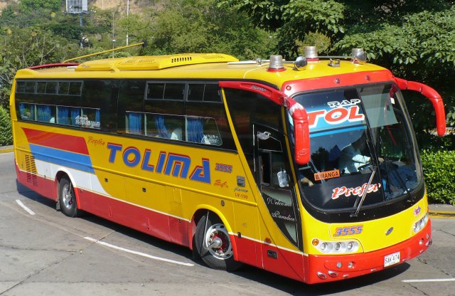 Atraco masivo en bus de Rápido Tolima 1