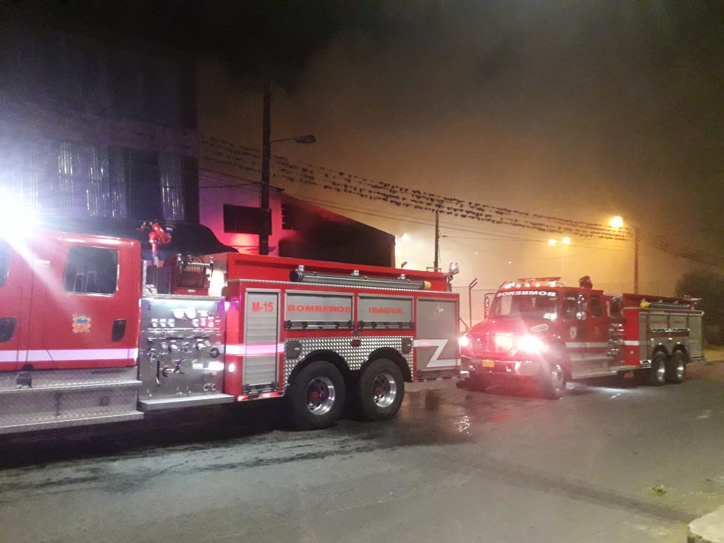 Incendio dejó grandes pérdidas en una bodega del barrio Miramar de Ibagué 5
