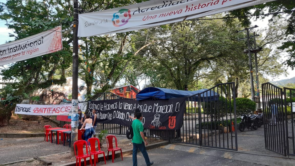 Estudiantes permiten iniciar actividades en la UT 5