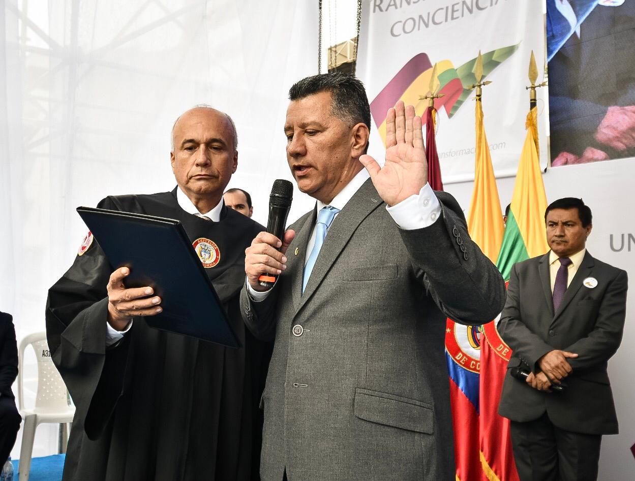 El nuevo Gobernador Ricardo Orozco llamó a la unidad para trabajar por el Tolima 10