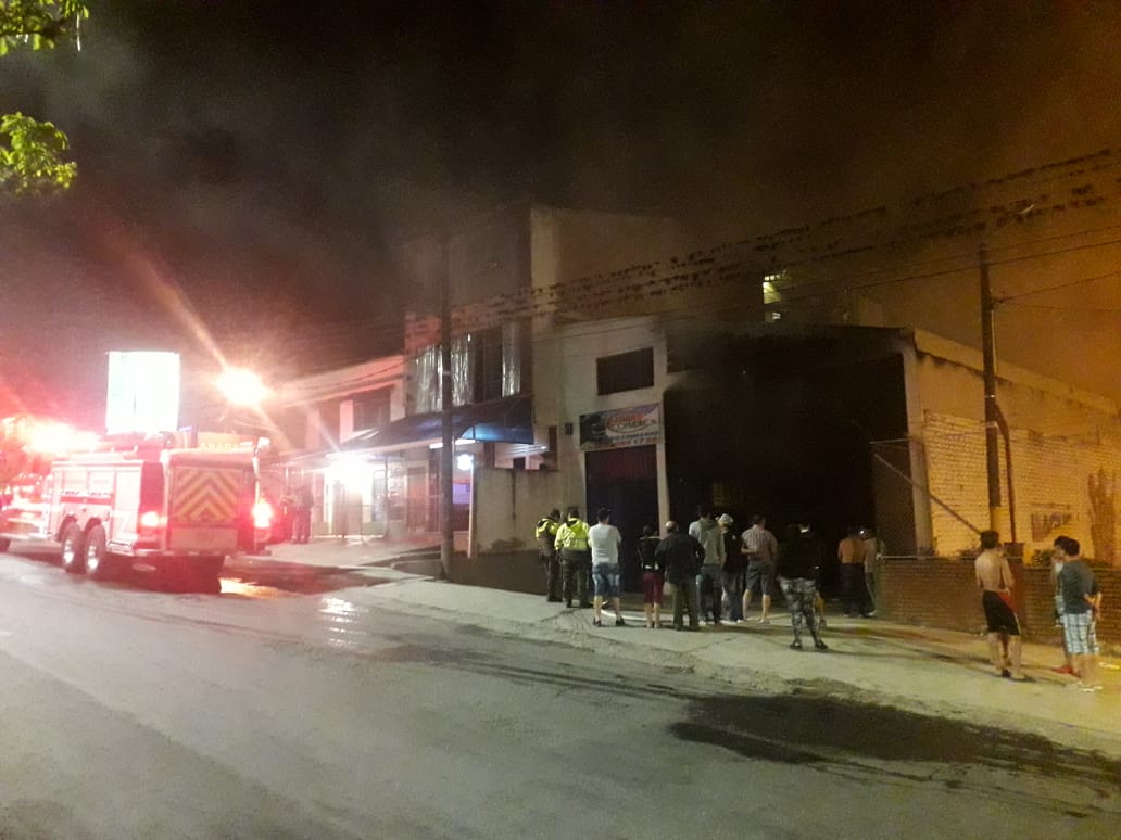 Incendio dejó grandes pérdidas en una bodega del barrio Miramar de Ibagué 7