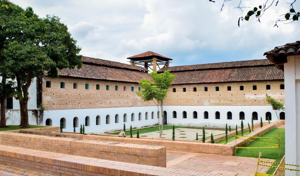 Adición y prórroga al panóptico en medio de entrega de restauración del Museo 9