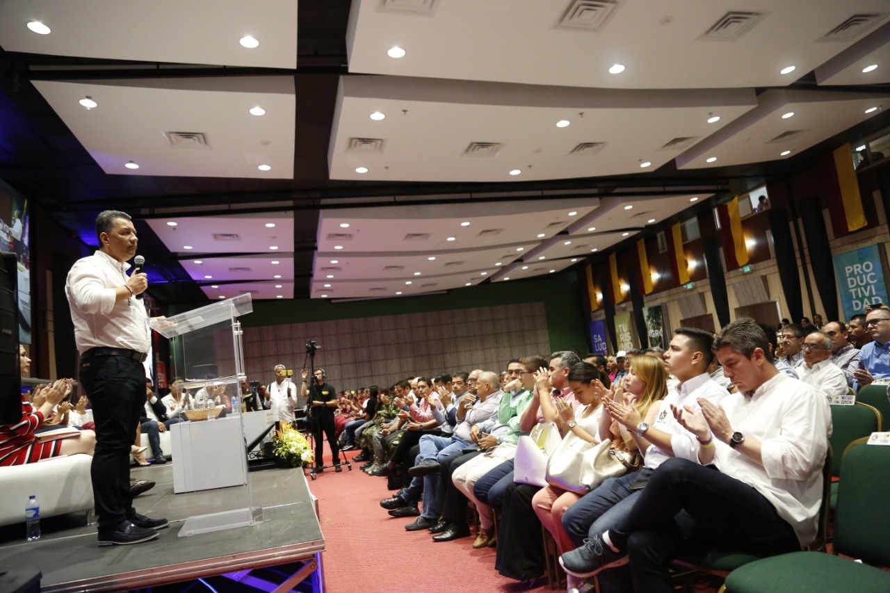 Ricardo Orozco invitó a los tolimenses a la construcción de su Plan de Desarrollo 7