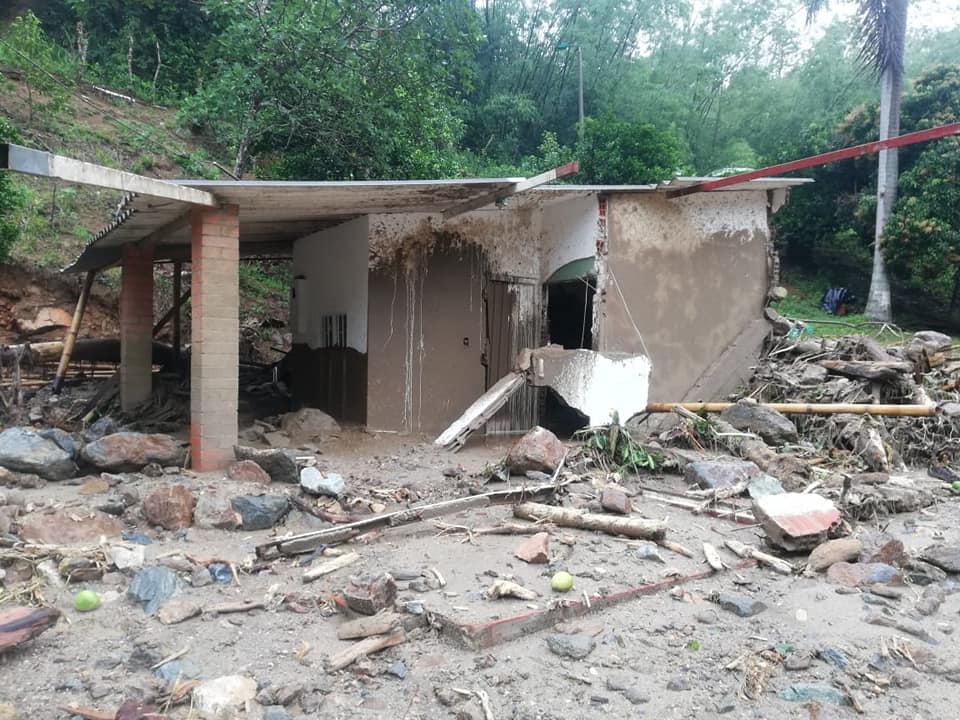Esperanza en medio de la avalancha de Piedecuesta, Santander 3
