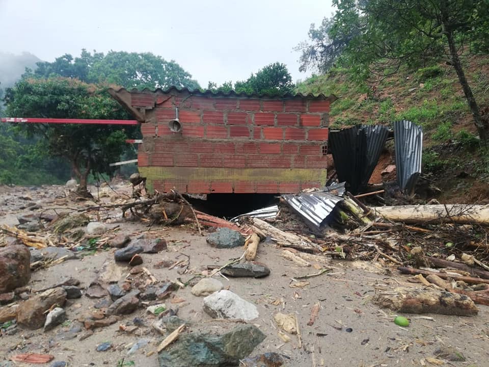 Esperanza en medio de la avalancha de Piedecuesta, Santander 2