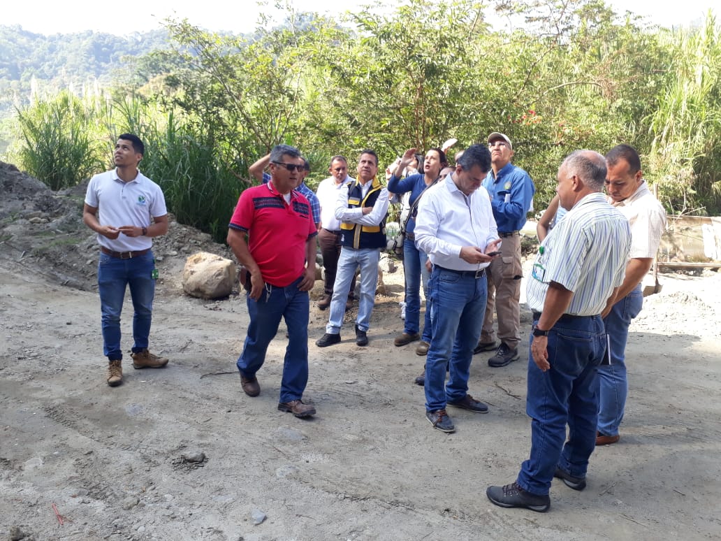 Se tomarán medidas frente a la problemática de La Vega, en el Cañón del Combeima 6