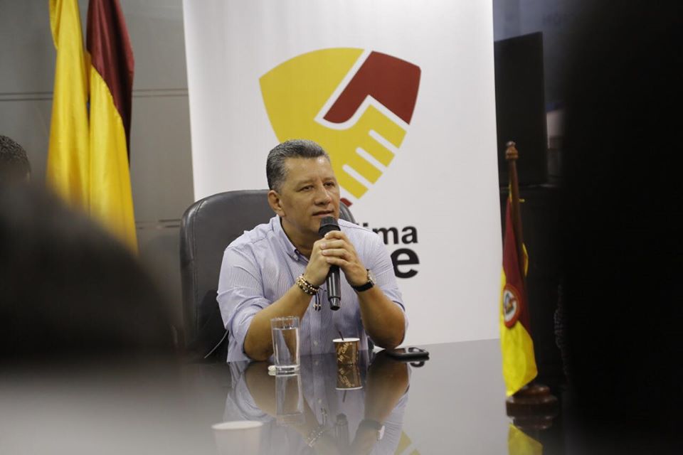 Orozco denuncia que le han ofrecido dineros a cambio de cargos en salud 1