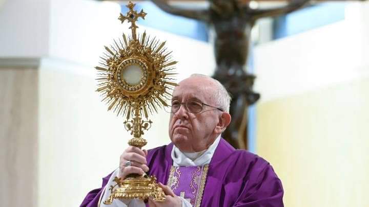 El Papa Francisco elevó su suplica al Señor, en medio de la pandemia del COVID-19 4