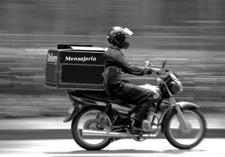 Alertan sobre los riesgos de exceder la velocidad en domiciliarios 1