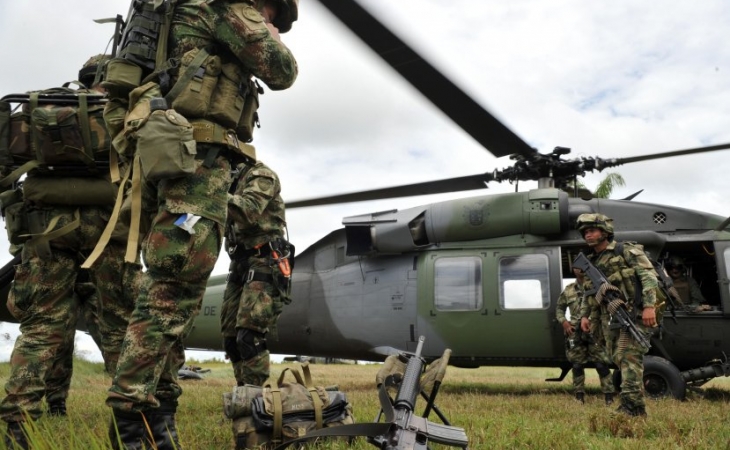 Abren indagación por permisos a ‘Ñeñe’ Hernández para volar en aeronaves del Ejército 1