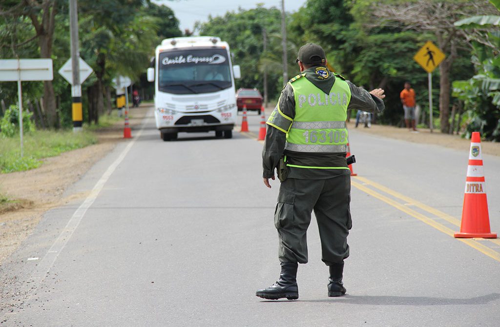 Cerca de 600 multas e inmovilizaciones de vehículos en el Tolima por violar cuarentena 1