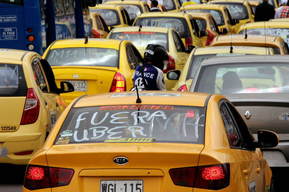 Taxímetros con muñeco digital, estarían alterando el dispositivo por medio de app 1