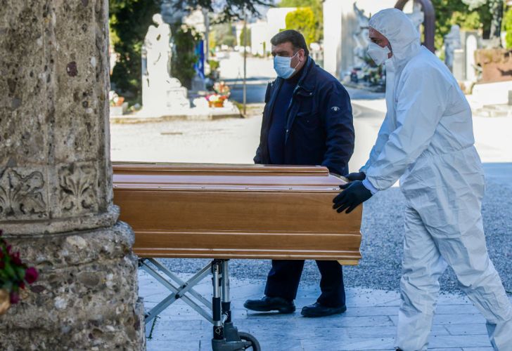 Estas enfermedades afectaron a los 13 fallecidos de hoy en el país por coronavirus 1