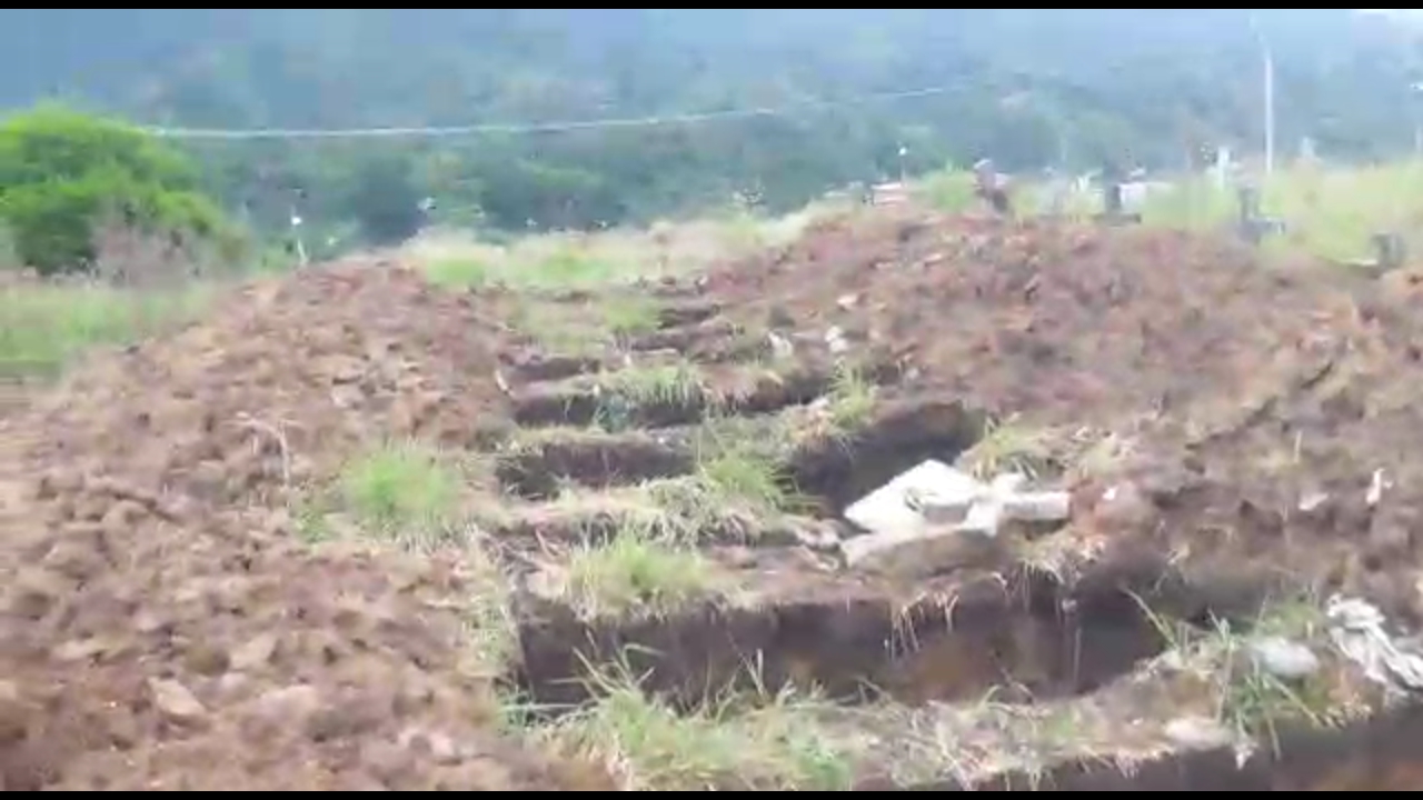 Aguas del cementerio de los pobres se están filtrando a viviendas vecinos 1