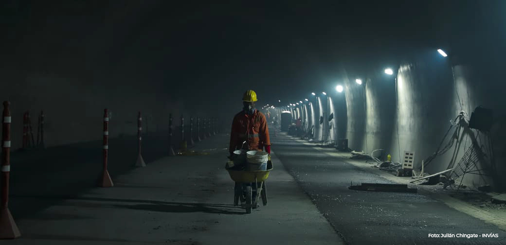 Con estrictas medidas de bioseguridad se reactivan trabajos en el Túnel de la Línea 5