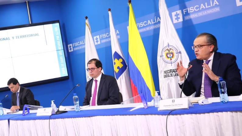 Gobernantes en la mira por irregularidades en contratación 4