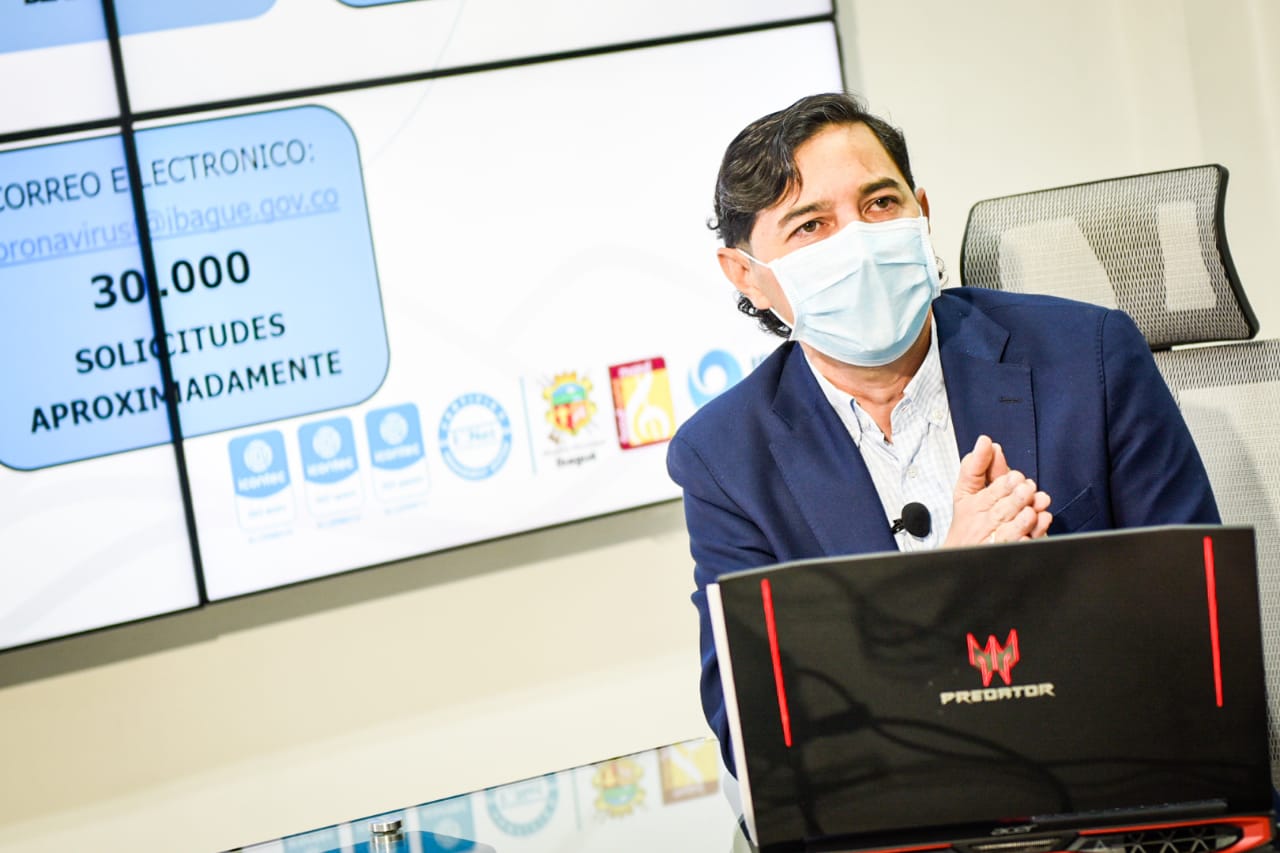 Así justificó el Alcalde el costo de los polémico 52.000 mercados 1