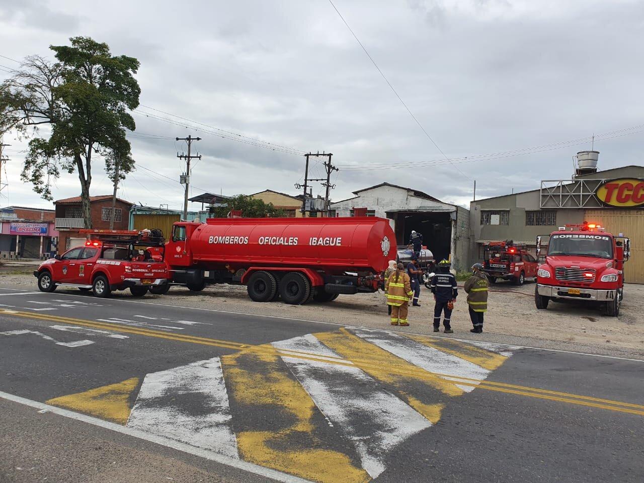 Bomberos atendieron incendio en bodega de arroz en Picaleña 8