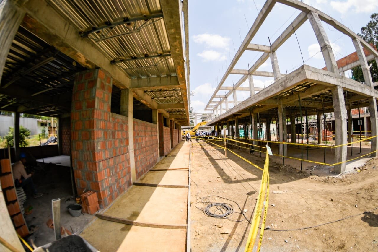 En Ibagué también se reinician las obras de infraestructura educativa 1