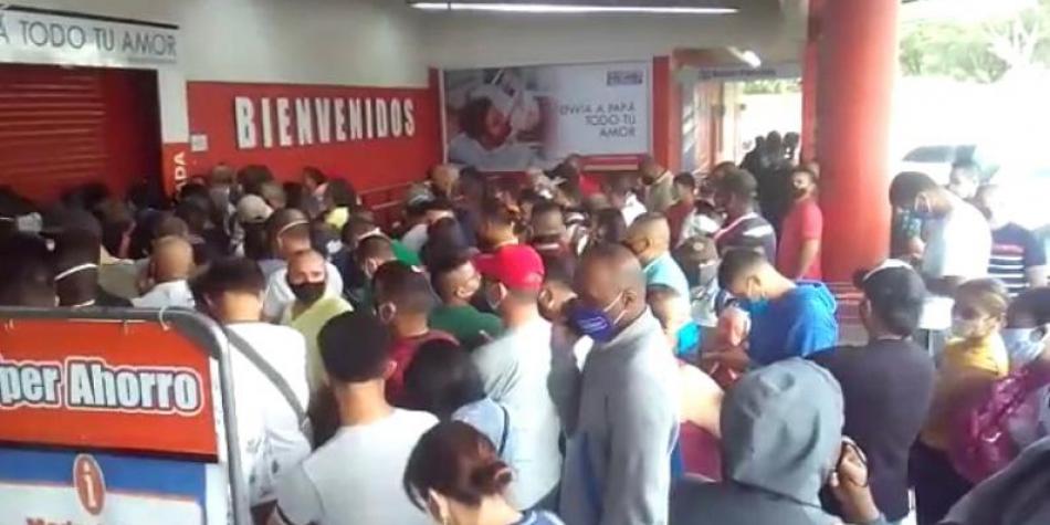 Titulares por los que el mundo se burla del día sin IVA en Colombia 5