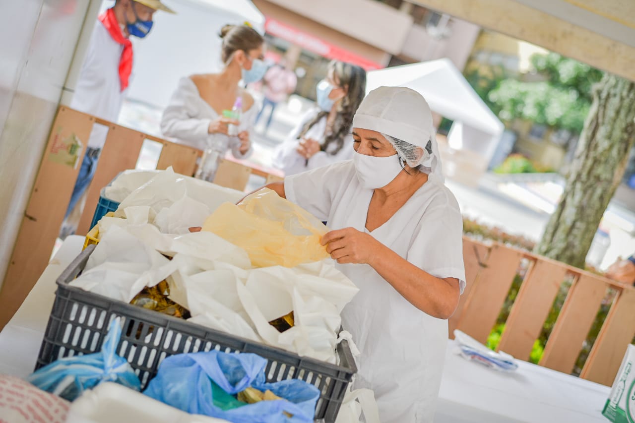 Más de 15 mil unidades se vendieron en el Día del Tamal 6