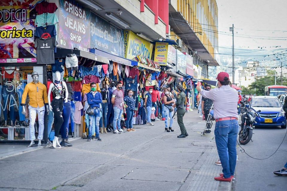 En marcha el segundo día sin IVA en Ibagué 1