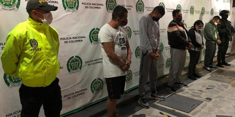 Capturaron a los presuntos atracadores de joyería en Centro Comercial de Bogotá 5