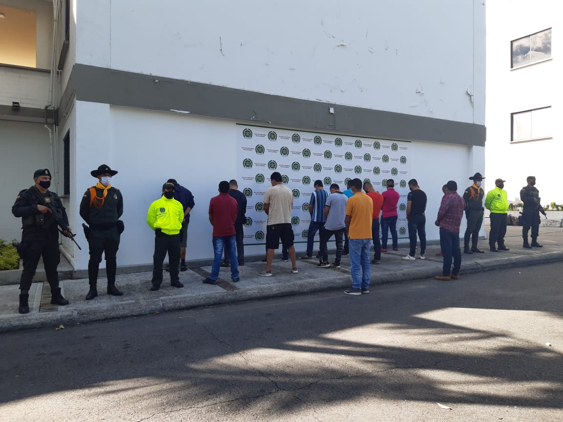 Ellos son los 13 presuntos integrantes banda dedicada al robo de hidrocarburos en el Tolima 1