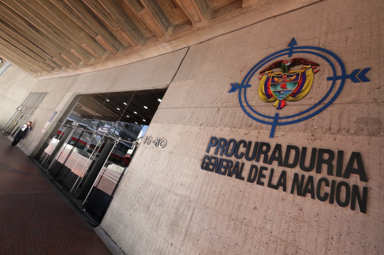 Alcalde y Gobernadores no serían responsables de vigilar y controlar cumplimientos de convenios y licitaciones 1