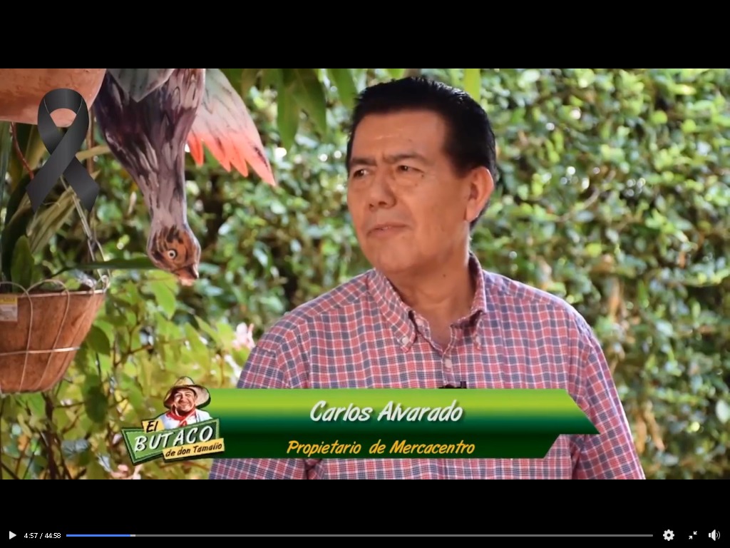 Homenaje al empresario Carlos Alvarado 3