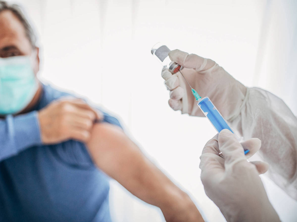 Gobierno no responsabilizará a farmacéuticas por efectos secundarios de vacuna Covid-19 1