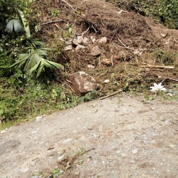 Deslizamientos de tierra tiene incomunicados a los habitantes de Bilbao, Planadas 8