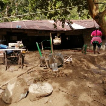 Deslizamientos de tierra tiene incomunicados a los habitantes de Bilbao, Planadas 4