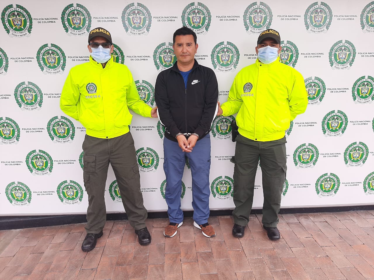 Cogieron a "Pedro", por traficar cocaina por el Pacífico 1