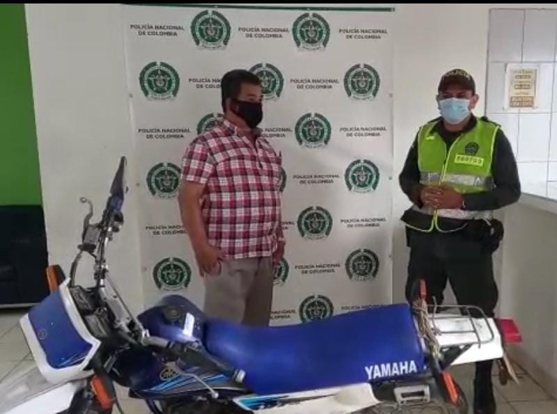 No de papaya, hasta en las veredas se están robando las motos 1