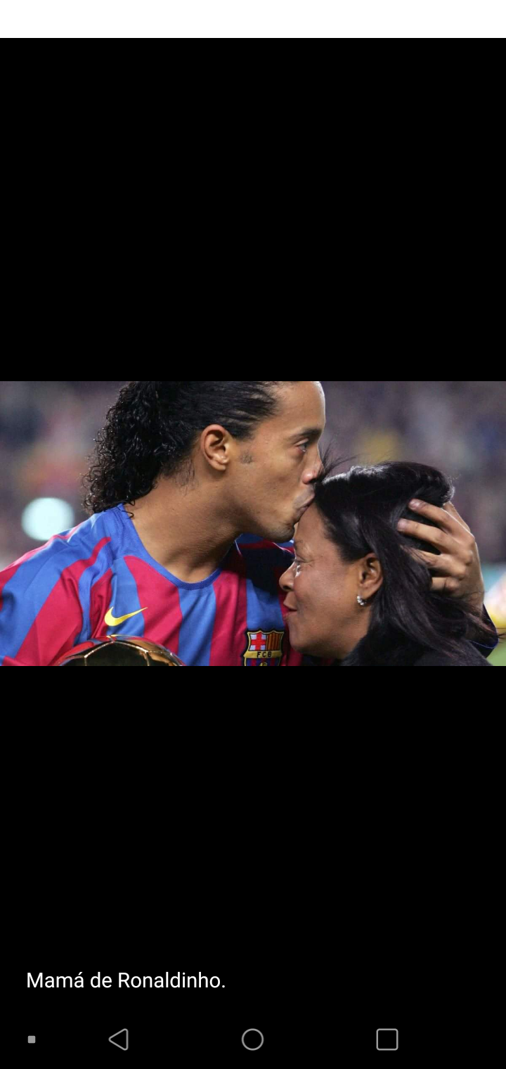 A causa del Covid 19 falleció la señora madre del astro del fútbol Ronaldinho. 1