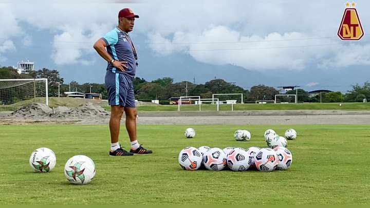 Álvaro Montero sería suplente para el juego de mañana entre Tolima y Jaguares. 9