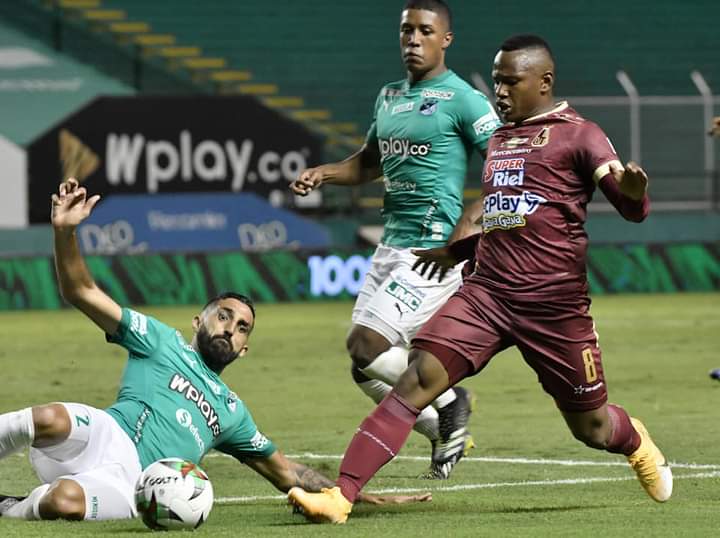 Con empate sin goles Cali y Tolima continúan en la parte alta de la tabla con 24 puntos. 5