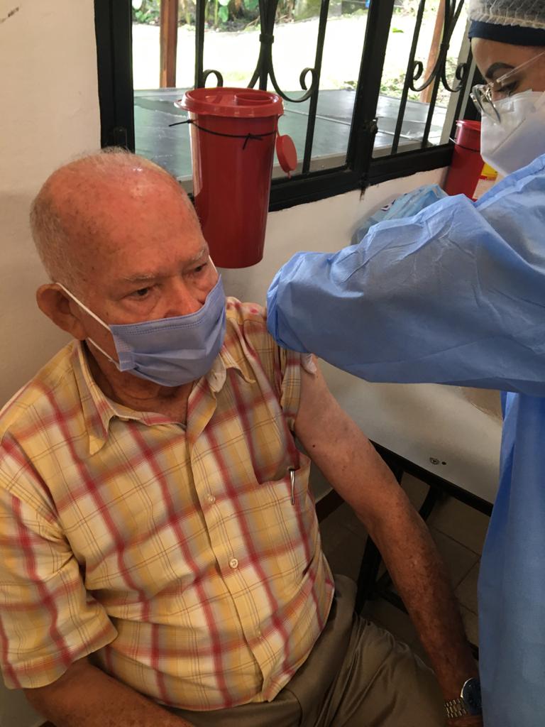Estos son los puntos en Ibagué, para la vacunación de los adultos mayores de 80 años 1