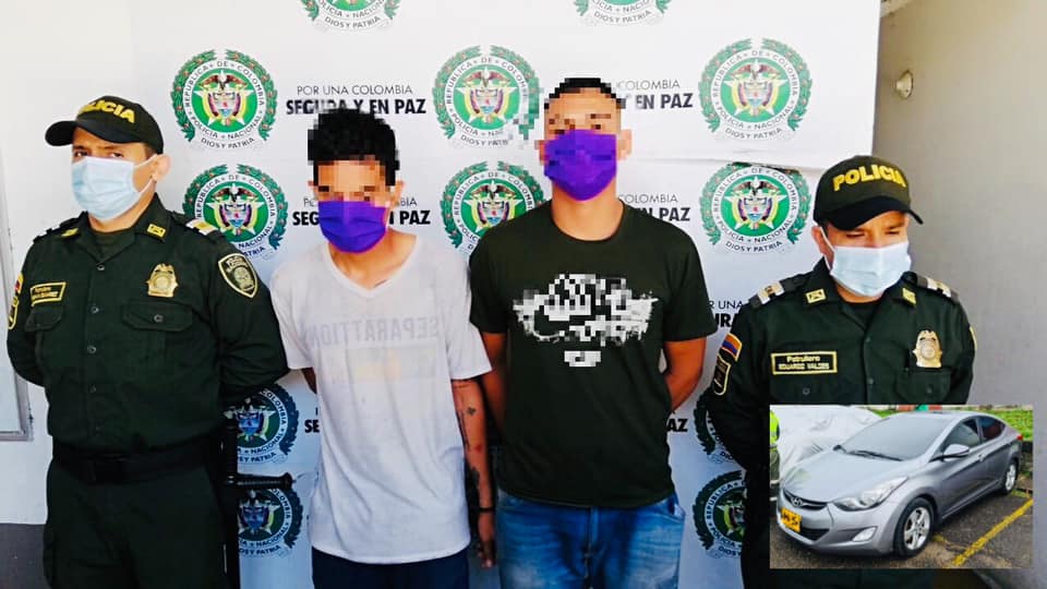 Estos fueron dos de los tres hombres que robaron carro en un Consultorio de Odontología 1